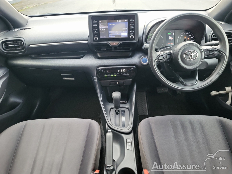 2022 Toyota Yaris 1.5L Hybrid For Sale Images