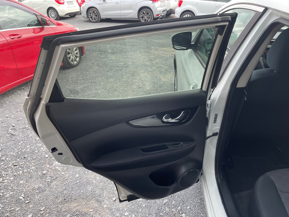 Nissan Qashqai 1.2 DIG-T ACENTA PREMI PREMIUM — thumbnail 13
