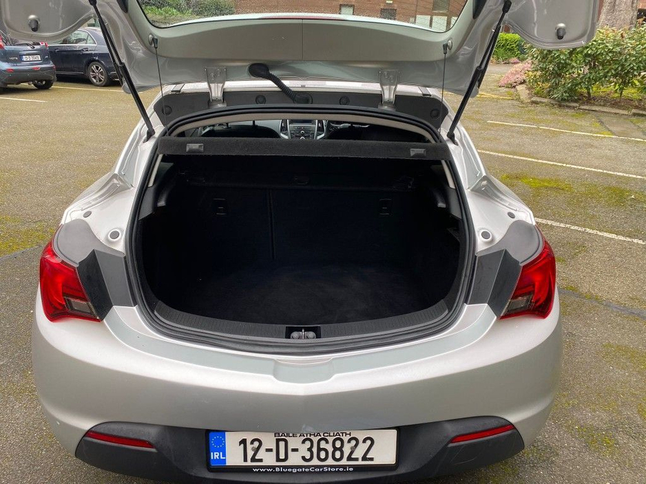 Opel Astra 1.4 Sport Hatchback Petrol Manual (120bhp) — thumbnail 9