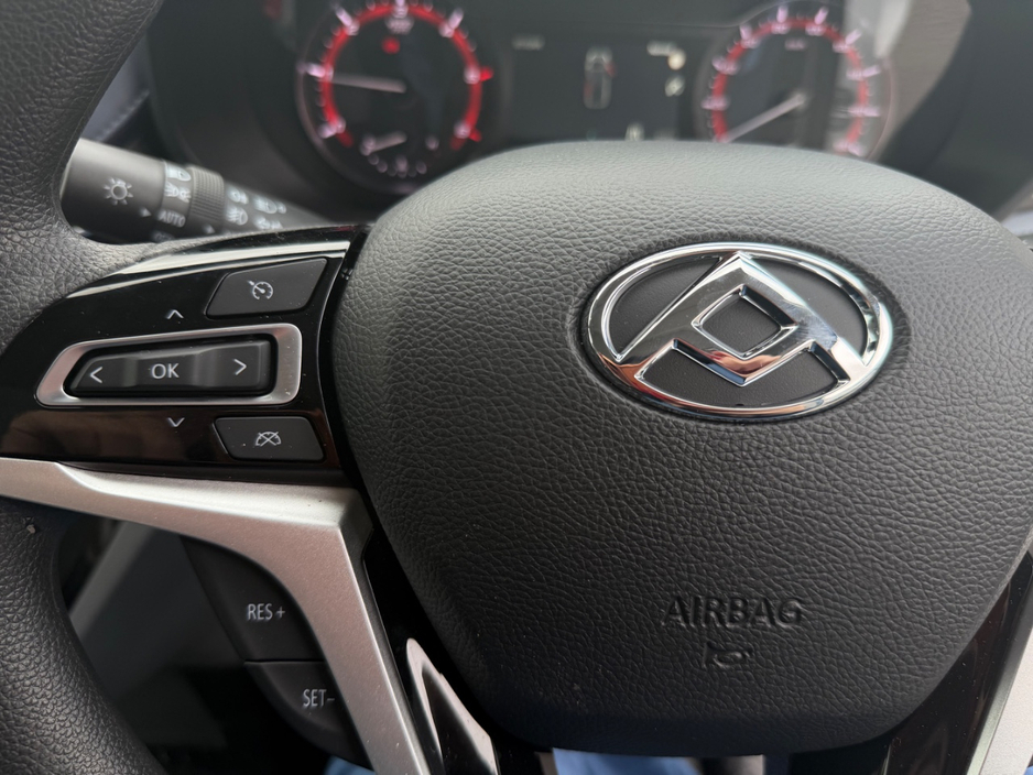 2026 Maxus Deliver 9 2L Diesel For Sale Images