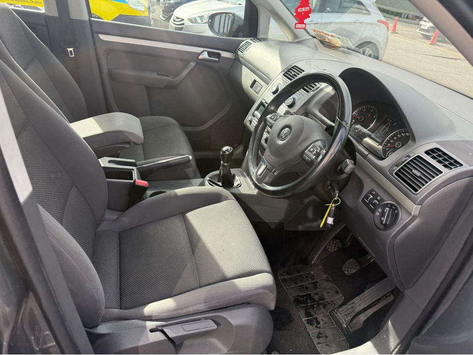 2015 Volkswagen Touran 1.6L Diesel For Sale Images