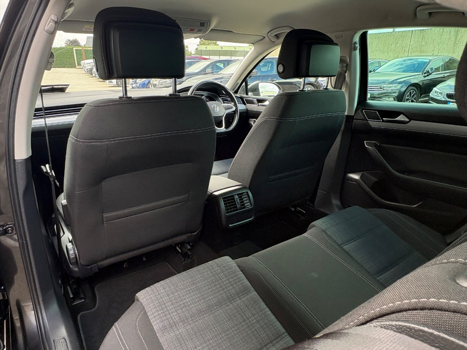 2021 Volkswagen Passat 2L Diesel For Sale Images