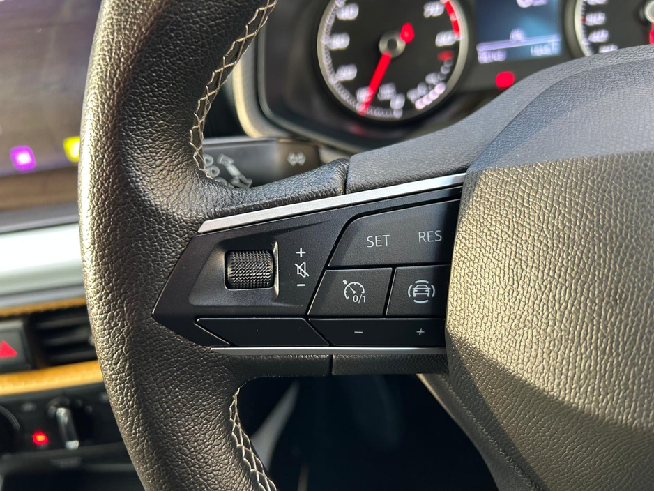 2022 SEAT Arona 1L Petrol For Sale Images