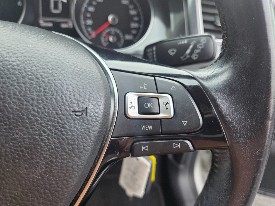 2019 Volkswagen Golf 1L Petrol For Sale Images