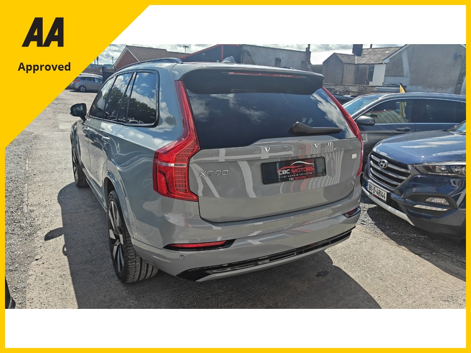2024 Volvo XC90 2L Petrol Plug-in Hybrid For Sale Images