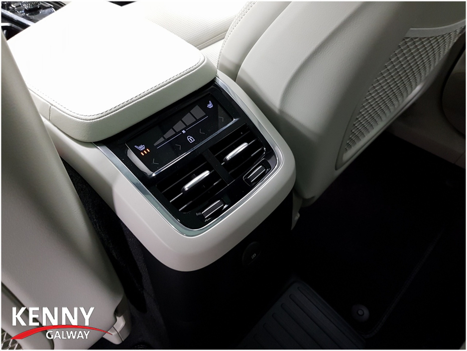 2024 Volvo XC90 2.0L Petrol Plug-in Hybrid For Sale Images
