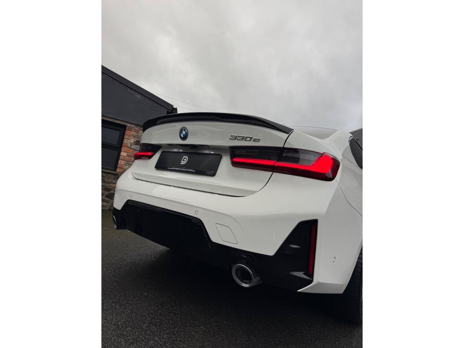 2023 BMW 3 Series 2L Petrol Plug-in Hybrid For Sale Images