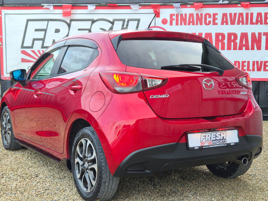 Mazda Demio — thumbnail 24