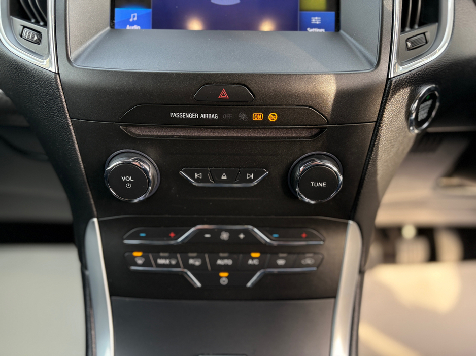 2022 Ford Galaxy 2L Diesel For Sale Images