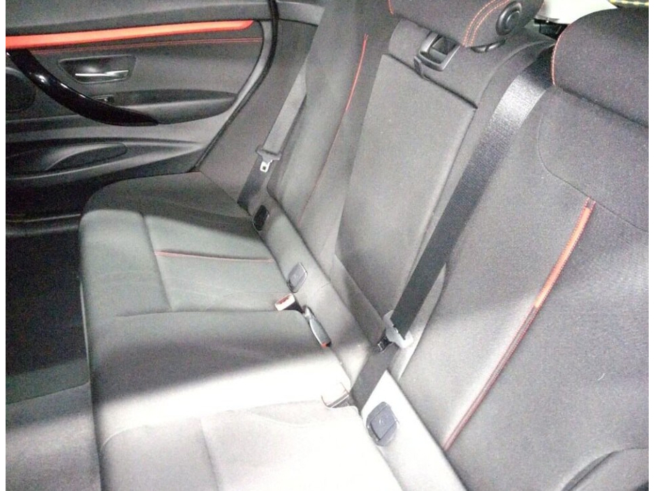BMW 3 Series 2.0 Petrol Auto — thumbnail 6