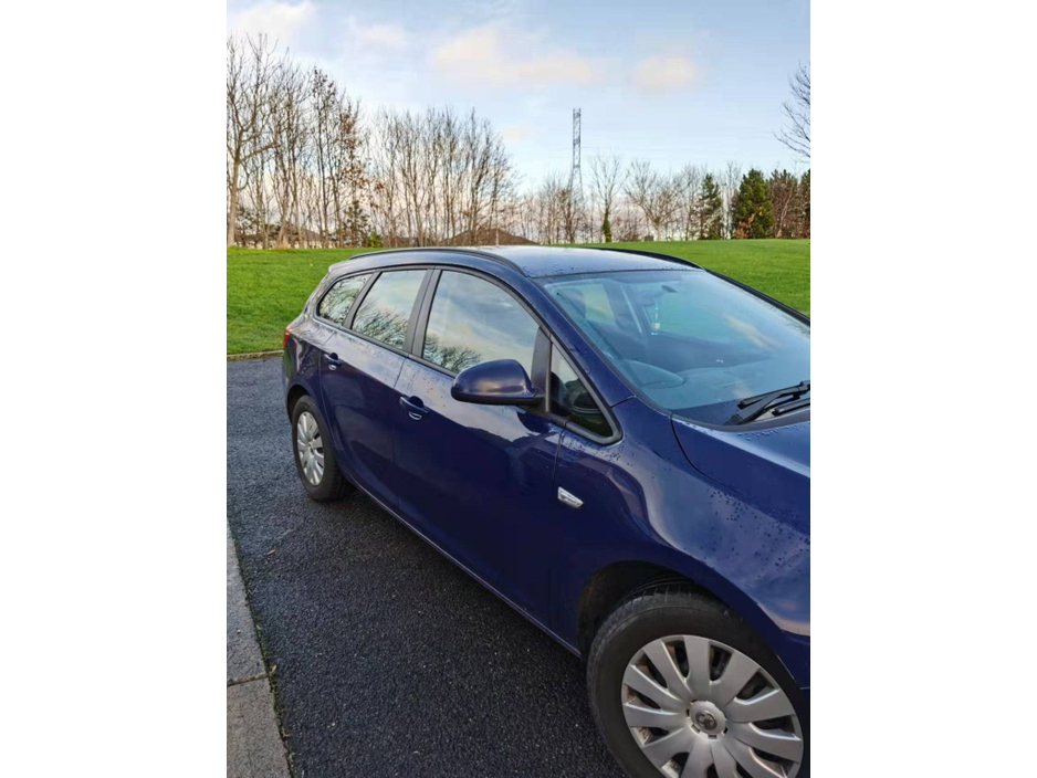 Opel Astra 1.2 SC Estate Diesel Manual (95bhp) — thumbnail 8