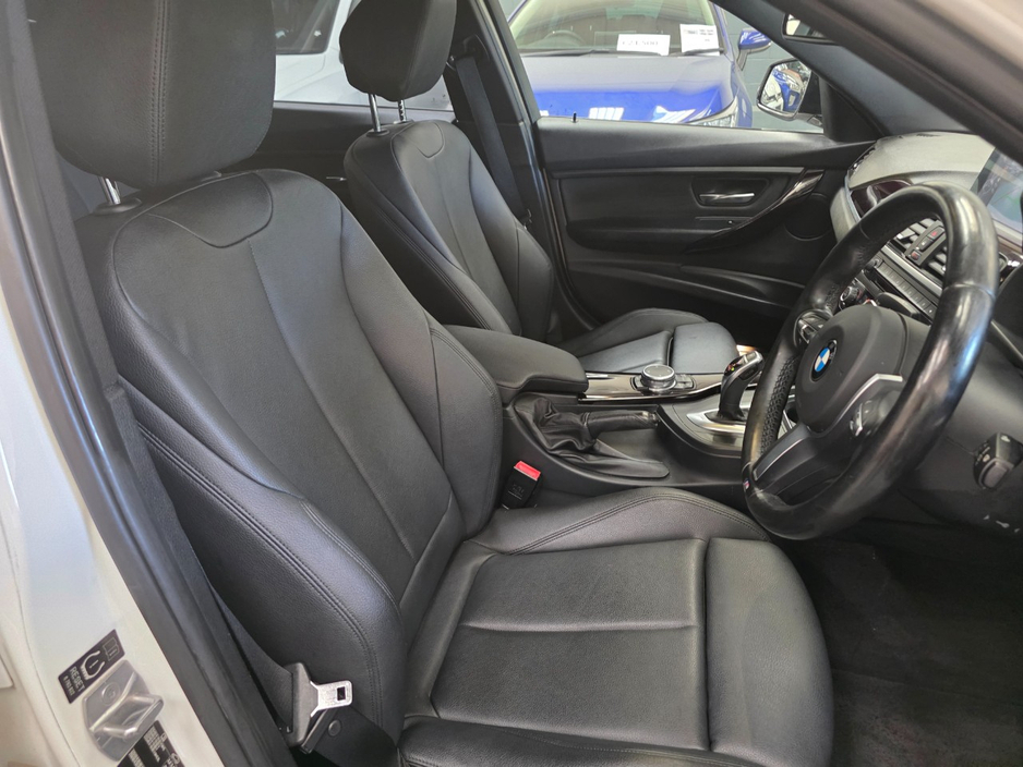 2015 BMW 3 Series 2L Petrol For Sale Images