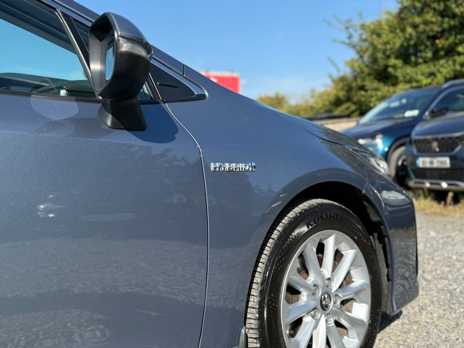 2019 Toyota Corolla 1.8L Petrol Hybrid For Sale Images