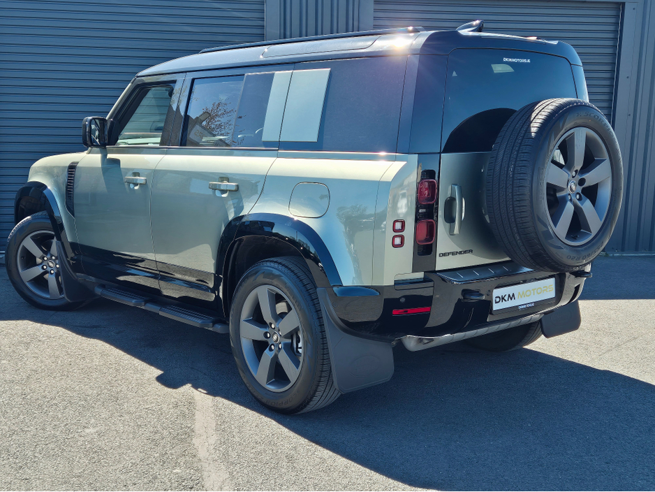 2024 Land Rover Defender 2L Petrol Plug-in Hybrid For Sale Images