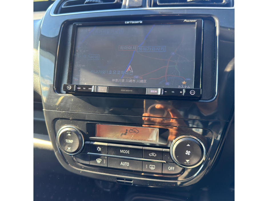 Mitsubishi Mirage — thumbnail 22