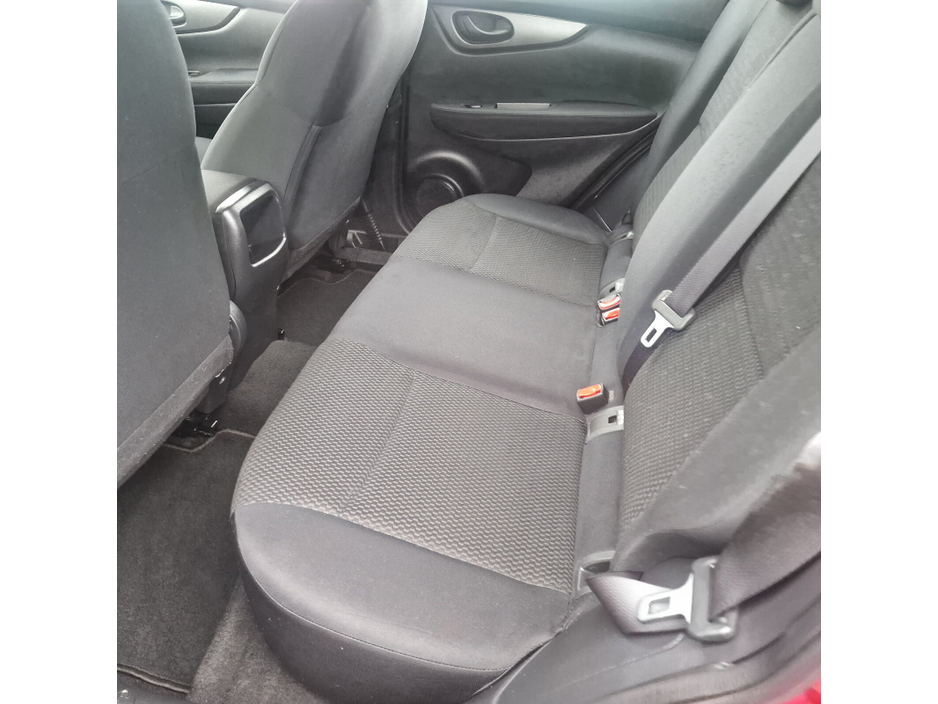Nissan Qashqai 1.2 PET XE — thumbnail 9