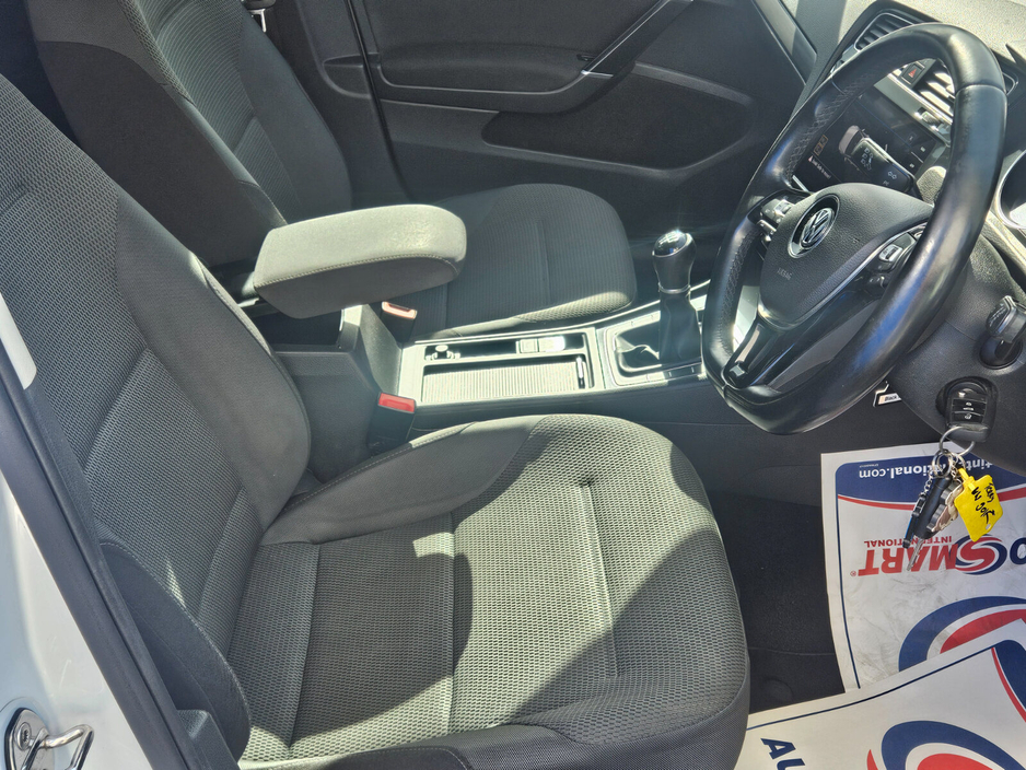 2019 Volkswagen Golf 1.6L Diesel For Sale Images