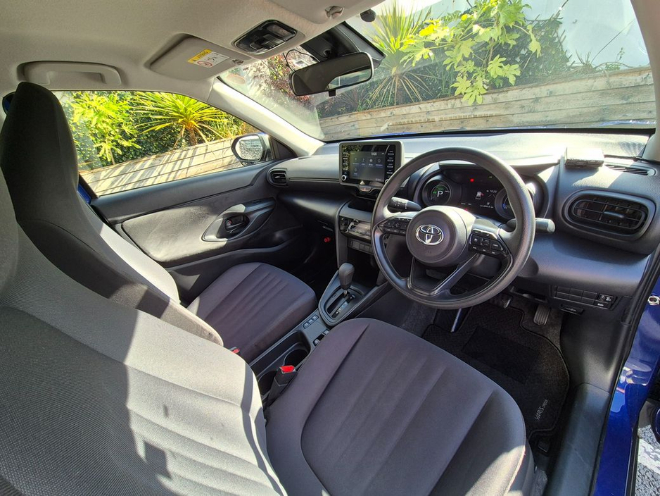 Toyota Yaris Cross 1.5 HYBRID / X SPEC / LOW MILEAGE / TAX €150 — thumbnail 15