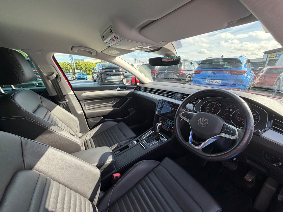 2022 Volkswagen Passat 1.4L Hybrid For Sale Images