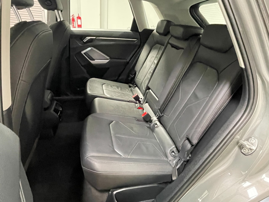 2021 Audi Q3 2L Diesel For Sale Images