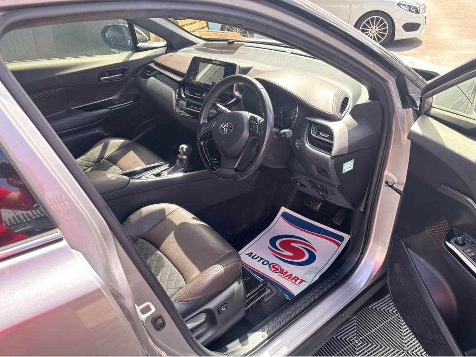 2018 Toyota C-HR 1.8L Petrol Hybrid For Sale Images