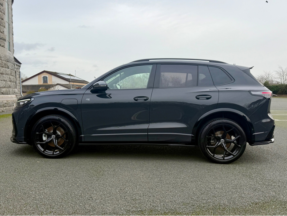 2025 Volkswagen Tiguan 1.5L Petrol Plug-in Hybrid For Sale Images