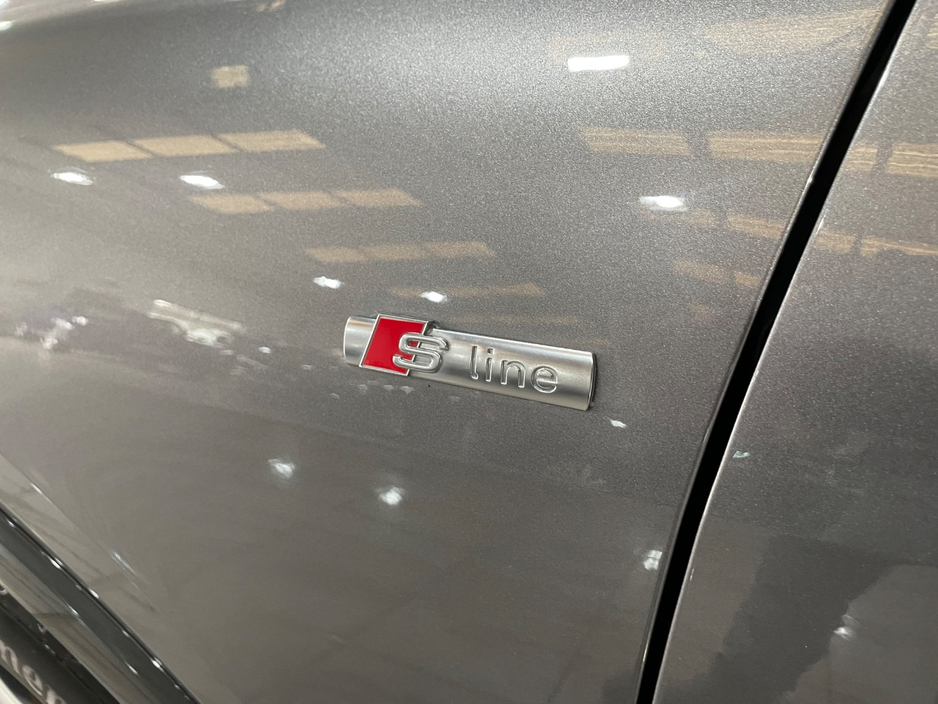 2023 Audi Q4 e-tron 0L Electric For Sale Images