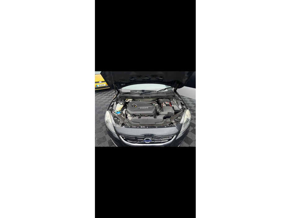 2015 Volvo V40 1.6L Petrol For Sale Images