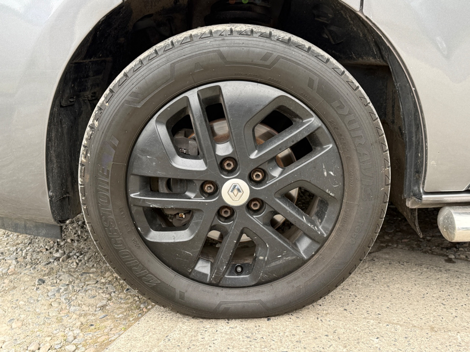 2021 Renault Trafic 2L Diesel For Sale Images