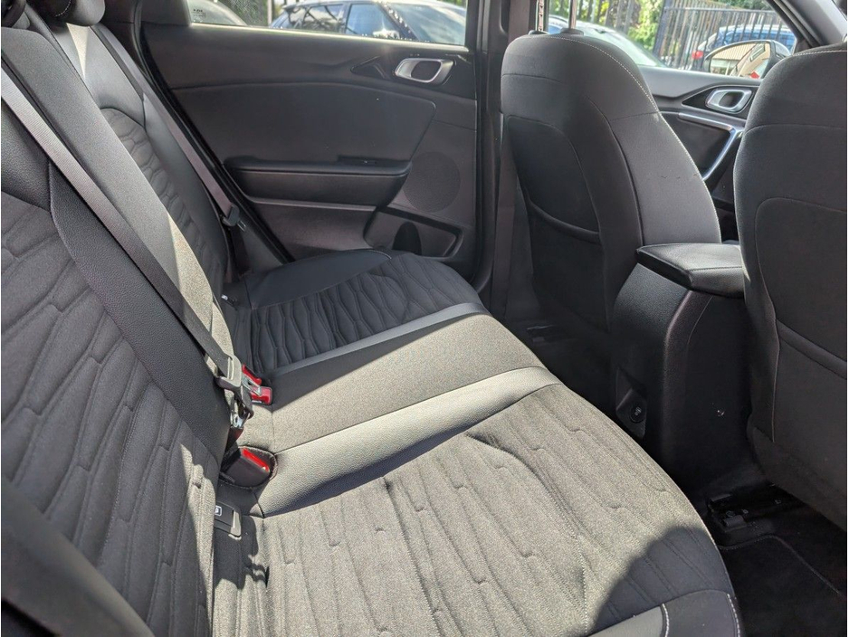 2025 Kia Ceed 1L Petrol For Sale Images