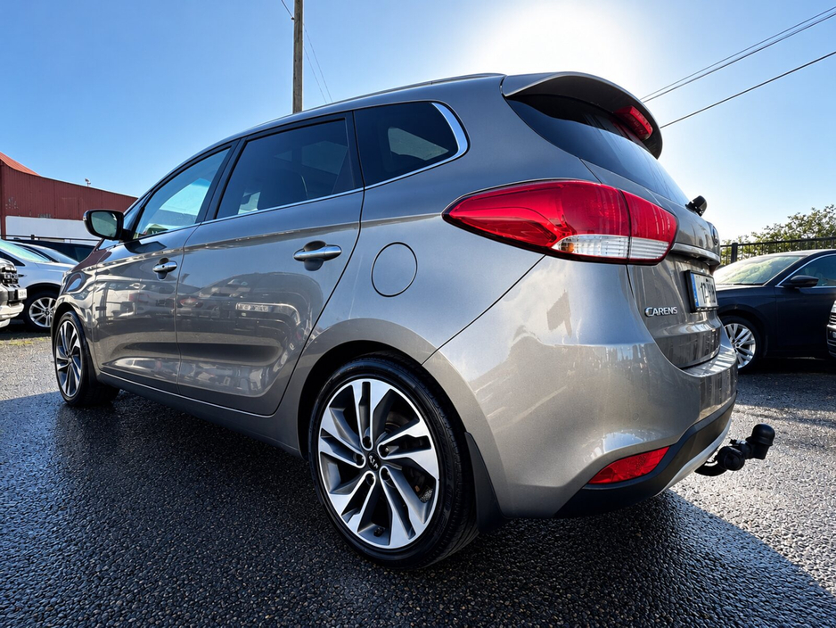 2017 Kia Carens 1.7L Diesel For Sale Images