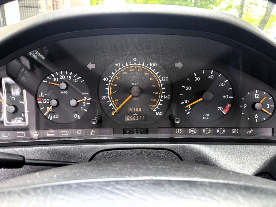 1994 Mercedes-Benz SL Class 3.2L Petrol For Sale Images