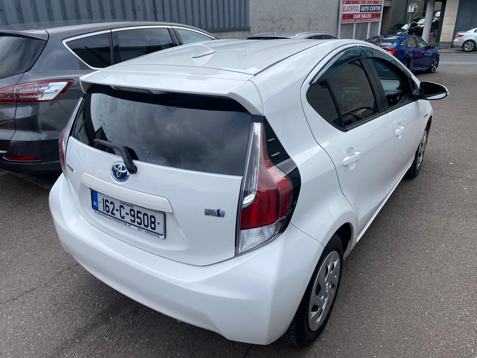 2016 Toyota Aqua 1.5L Petrol Hybrid For Sale Images