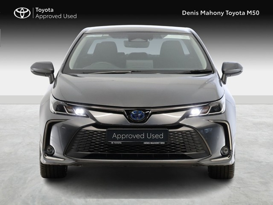 Toyota Corolla Luna Sport Hybrid Saloon — thumbnail 5
