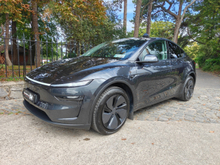 Tesla Model Y LONG RANGE RWD RANGE OF 580KLMS *TESLA WARRANTY*