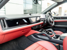 2024 Porsche Cayenne 3L Petrol Plug-in Hybrid For Sale Images