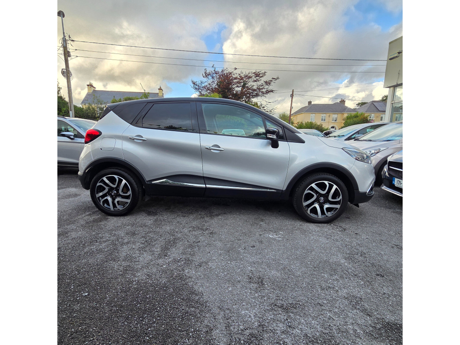 2017 Renault Captur 0.9L Petrol For Sale Images