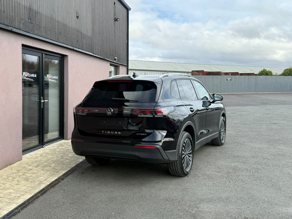 2024 Volkswagen Tiguan 1.5L Petrol Plug-in Hybrid For Sale Images
