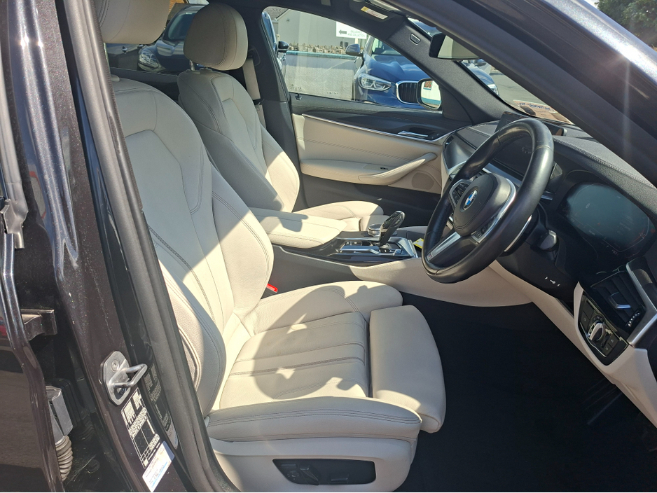 2022 BMW 5 Series 2L Diesel For Sale Images