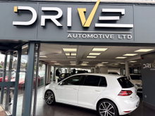 2014 Volkswagen Golf 2L Diesel For Sale Images