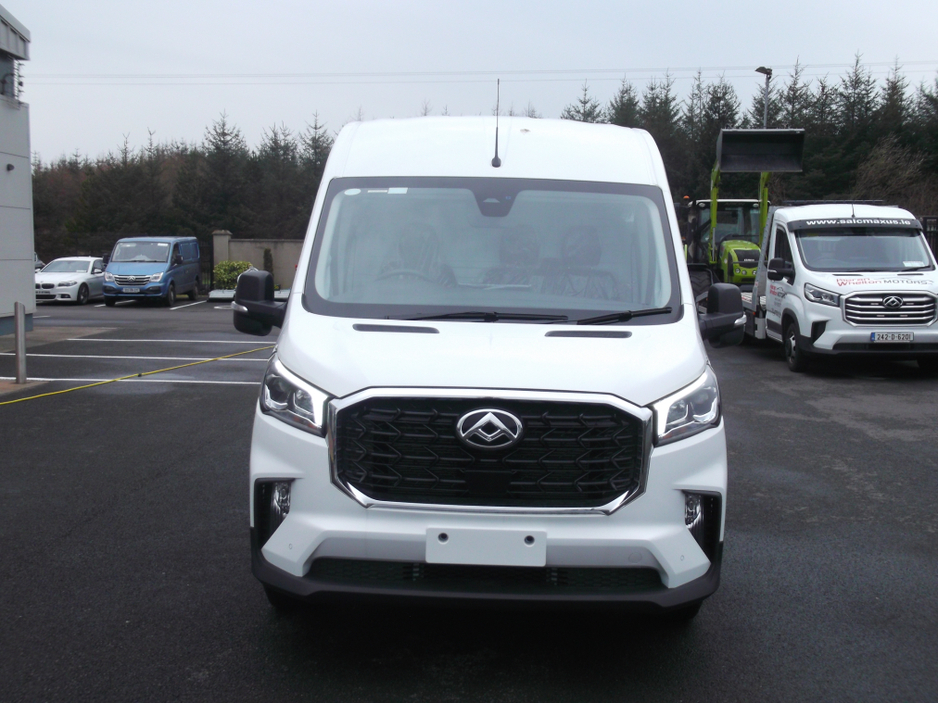 2025 Maxus Deliver 9 2.0L Diesel For Sale Images
