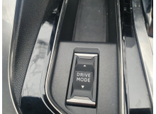 2022 Peugeot 3008 1.6L Petrol Plug-in Hybrid For Sale Images