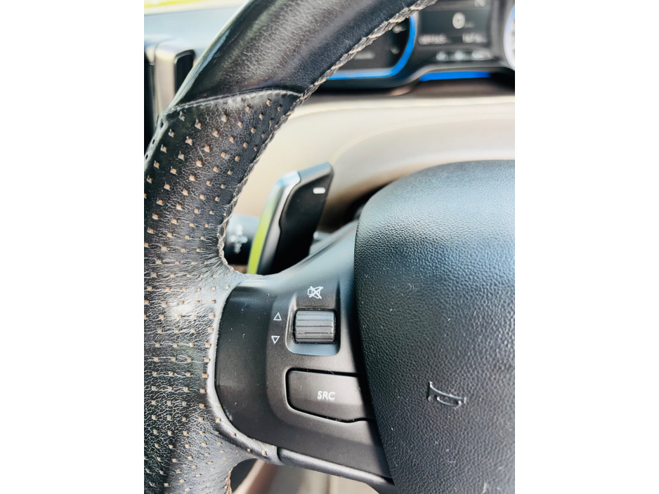 Peugeot 2008 — thumbnail 14