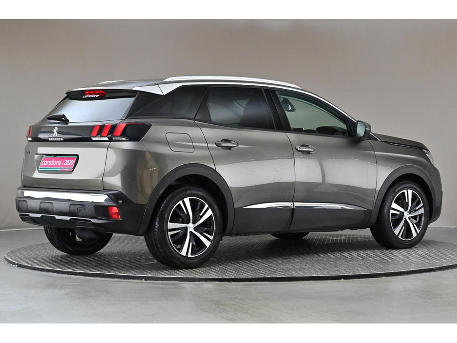 Peugeot 3008 1.2 ALLURE 6SPD *HALF LEATHER*REVERSE CAM*CARPLAY*ANDROID AUTO* — thumbnail 10