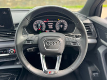 2024 Audi Q5 2L Petrol Plug-in Hybrid For Sale Images