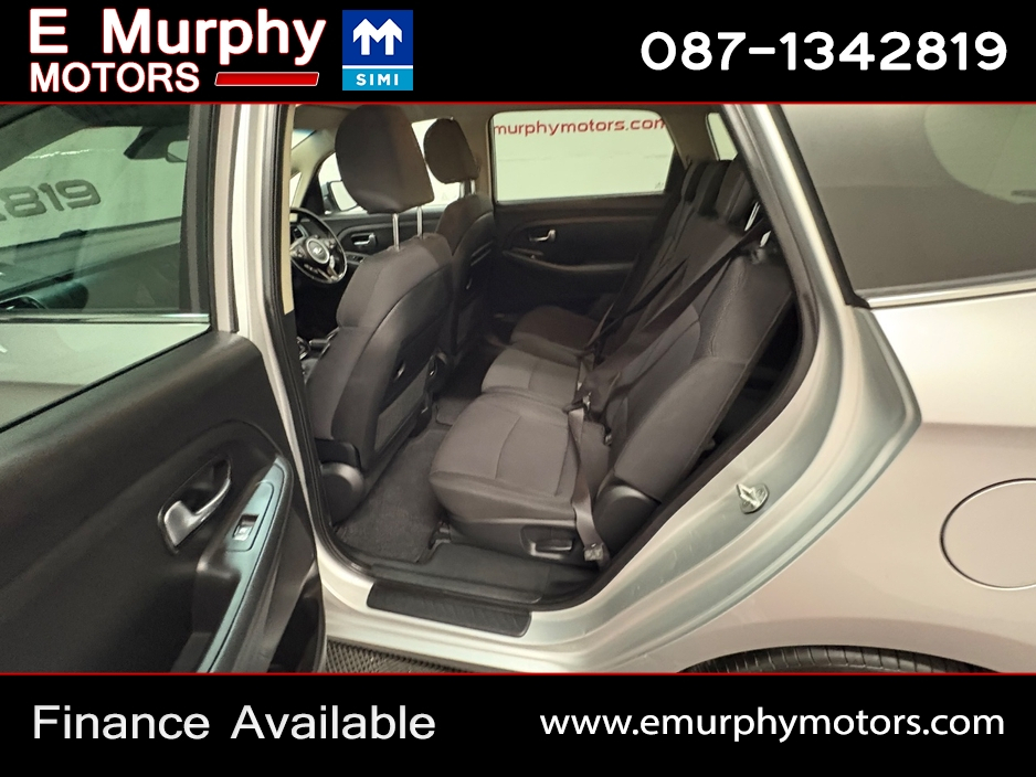 2015 Kia Carens 1.7L Diesel For Sale Images
