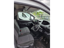 2023 Peugeot Partner 1.5L Diesel For Sale Images