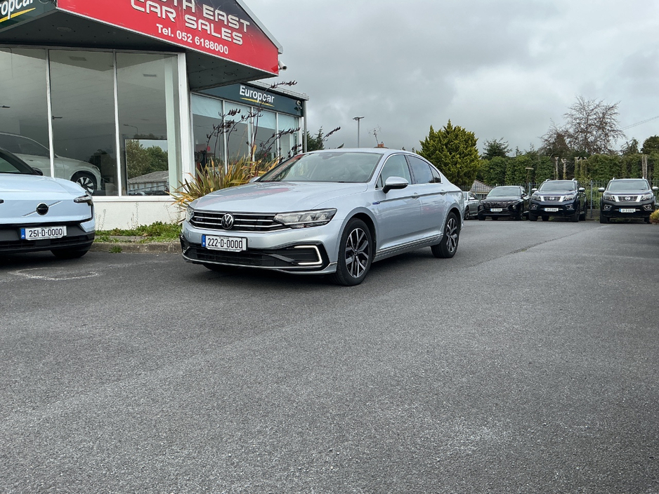 2022 Volkswagen Passat 1.4L Hybrid For Sale Images