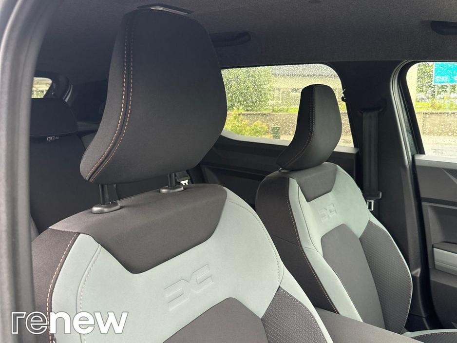 2026 Dacia Duster 1.6L Petrol Hybrid For Sale Images