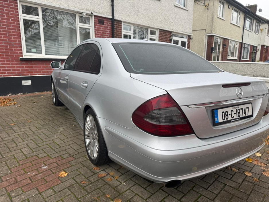 Mercedes-Benz E Class E200 KOMPRESSOR — thumbnail 4